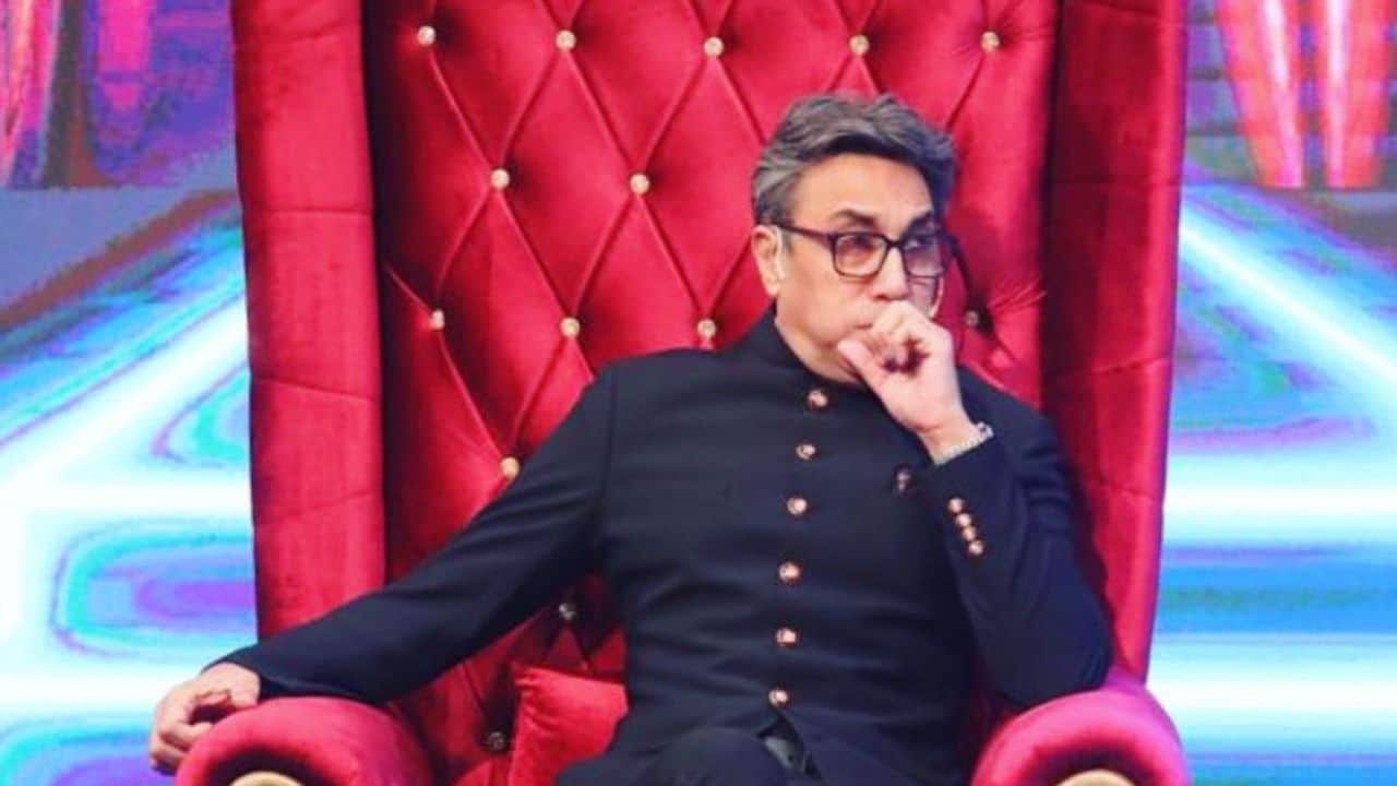 Adnan Siddiqui has unusual reaction to criticism of his stint as host of 'Tamasha Ghar'