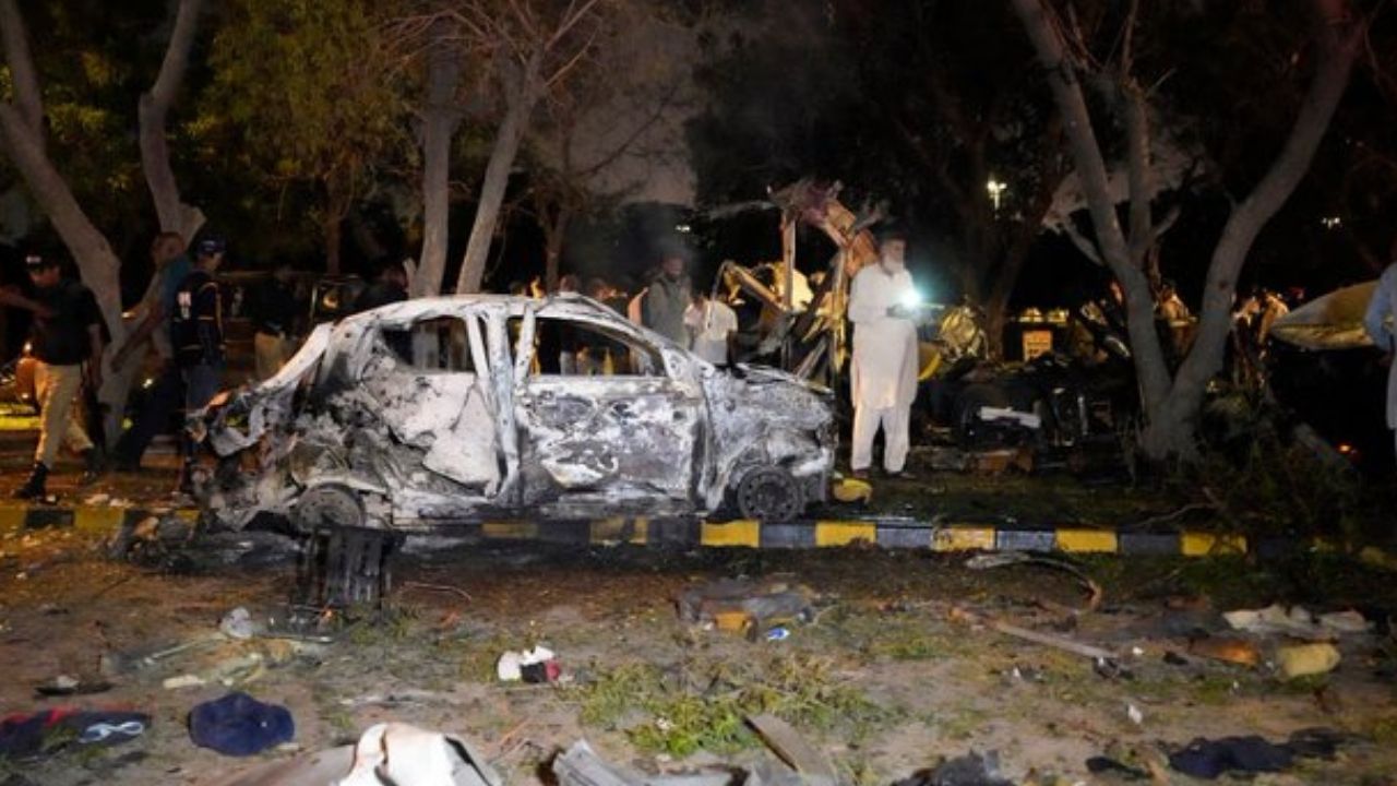 Karachi attack leaves two Chinese nationals dead